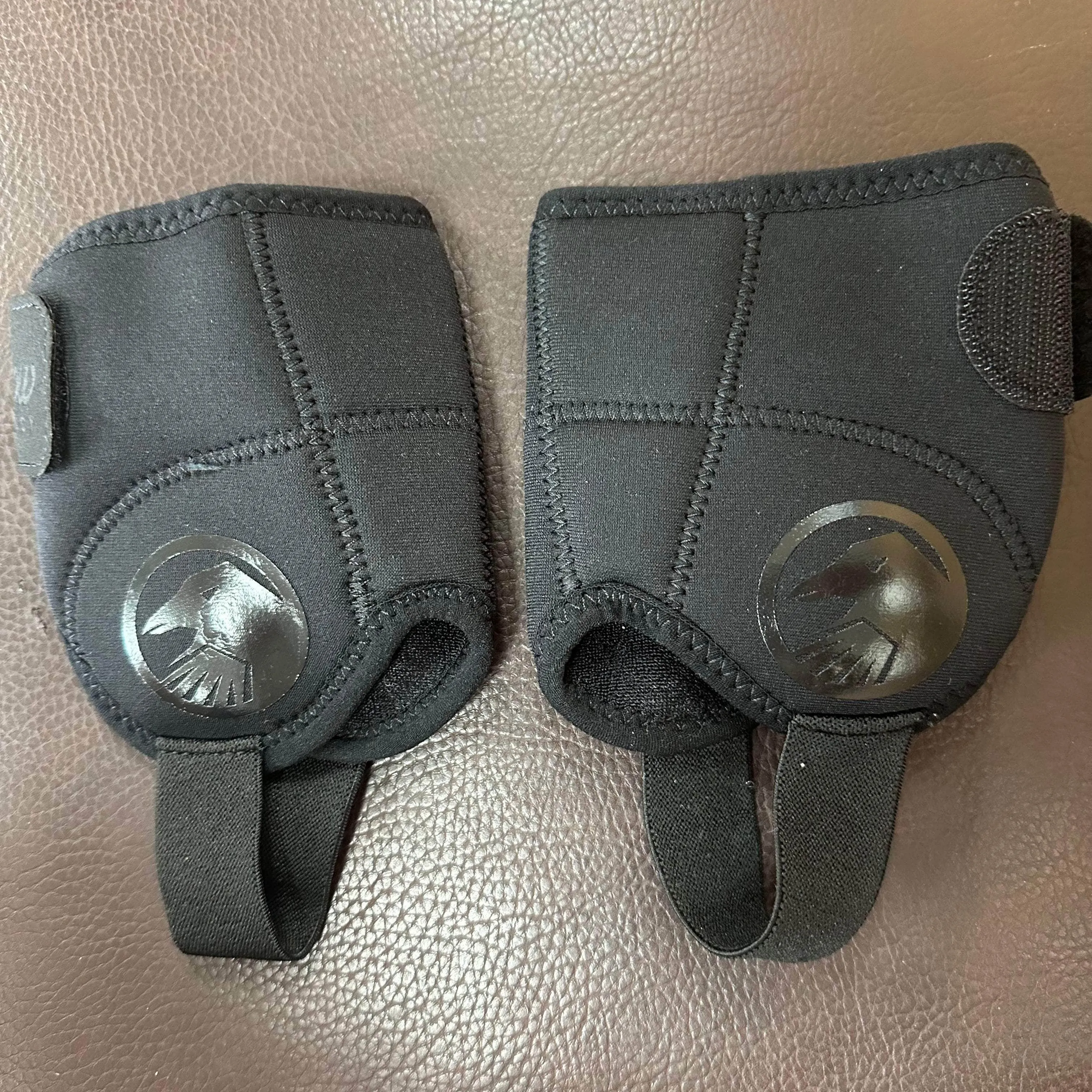 Shadow Conspiracy Super Slim Ankle Guards Pair