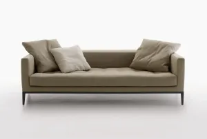 Simpliciter Sofa