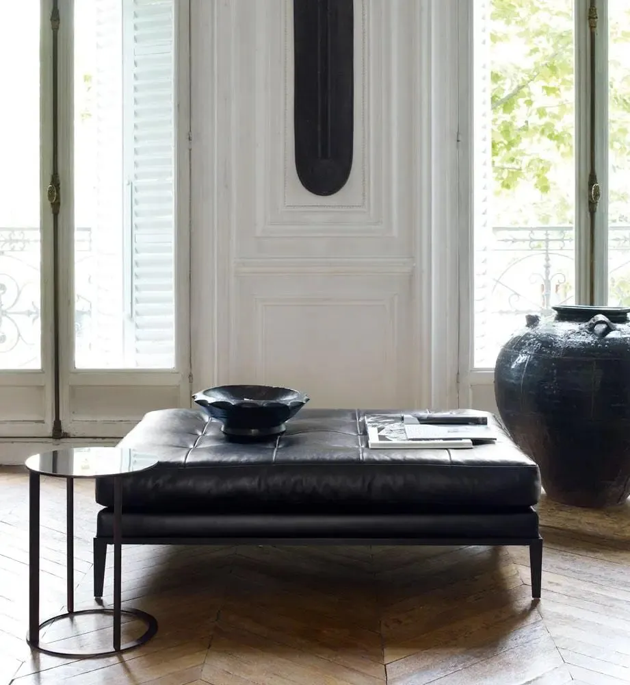 Simpliciter Sofa