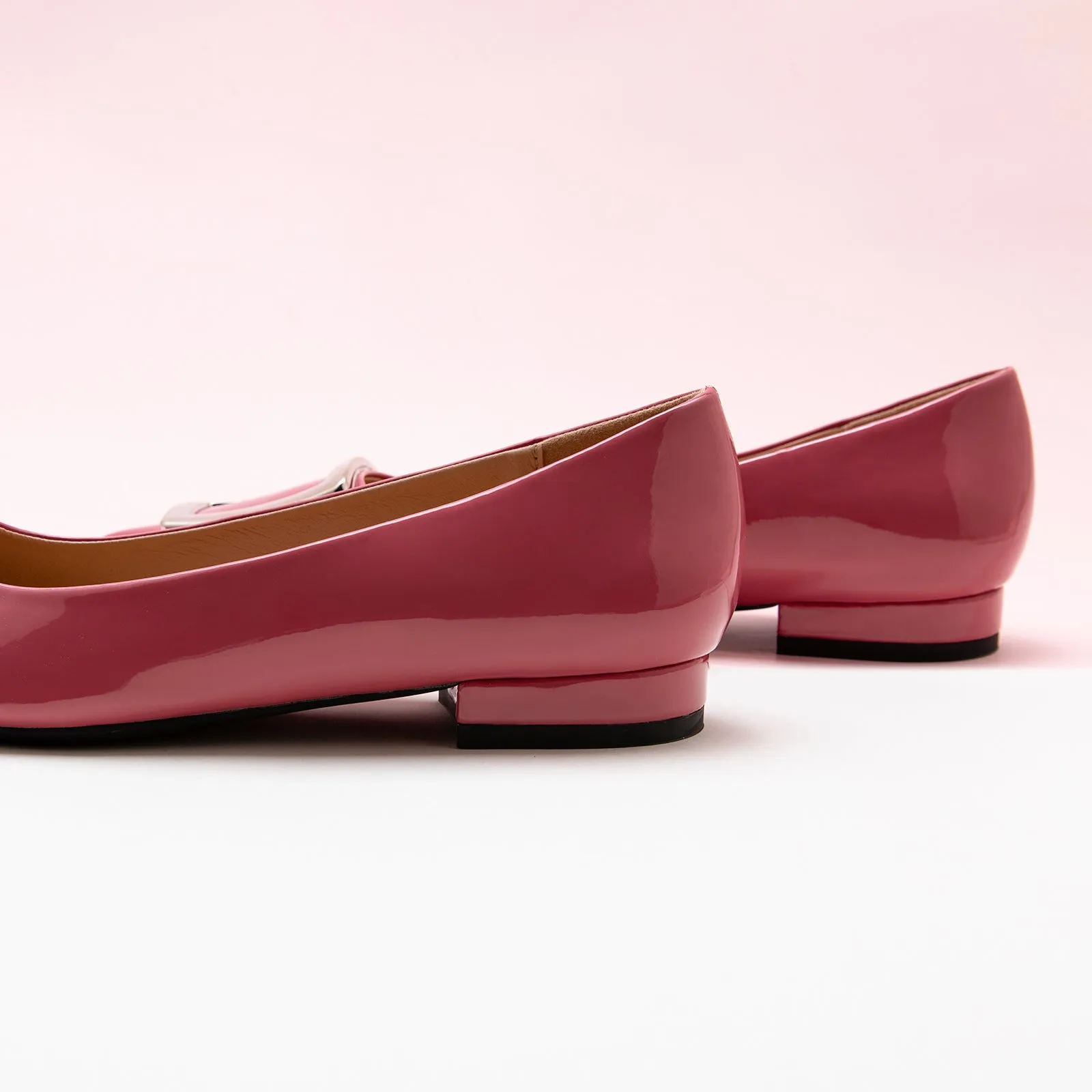 Trapezoidal Buckle Flats (Aida)