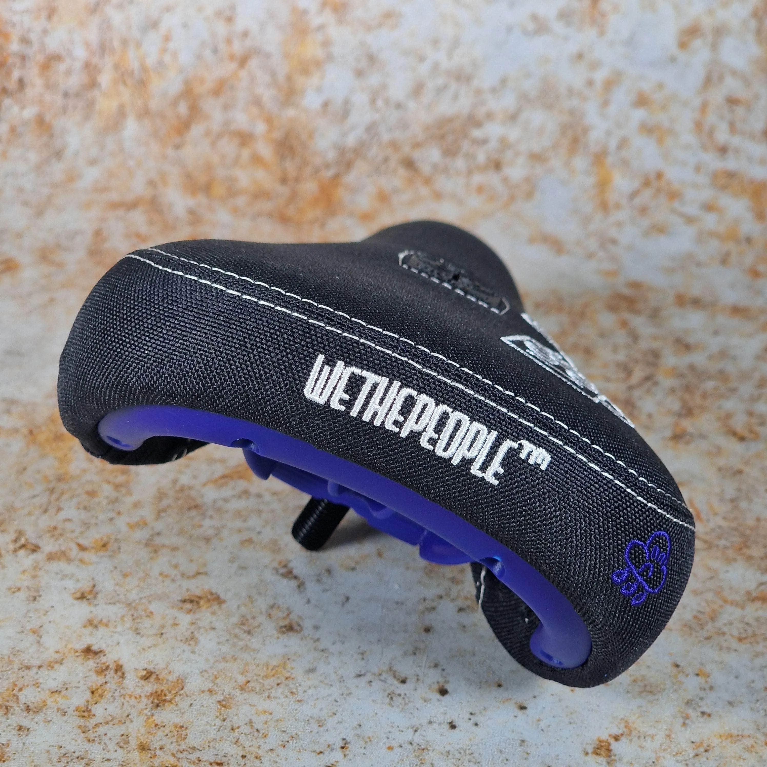 We The People Team Fat Pivotal Seat Dan Banks Signature Black