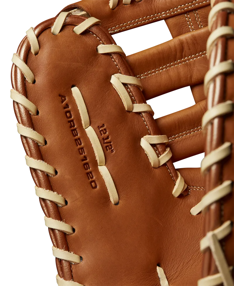 Wilson A1000 1620 12.5" Baseball First Base Mitt: WBW102587125