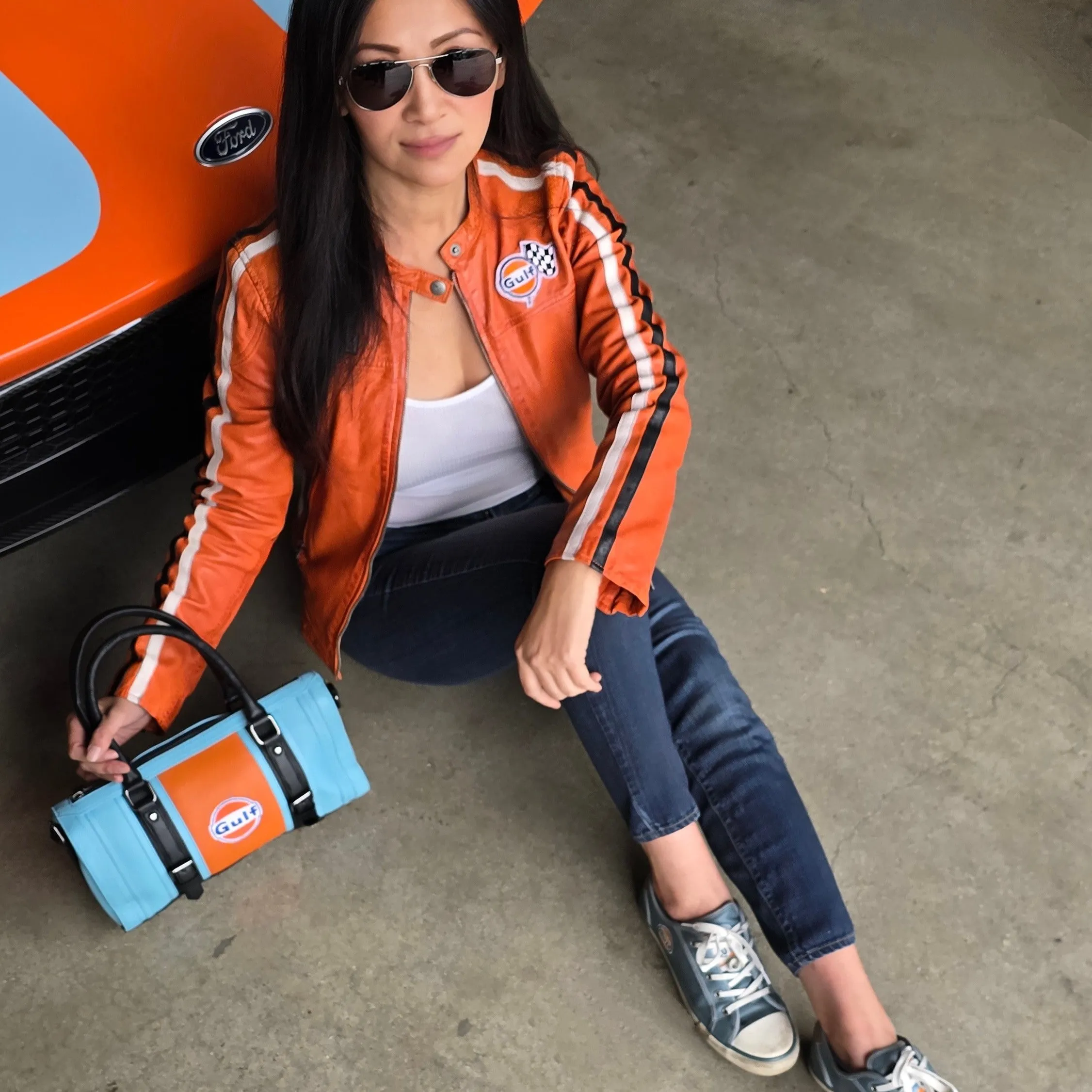 Women's Leather Pop-the-Clutch Handbag in Gulf Blue