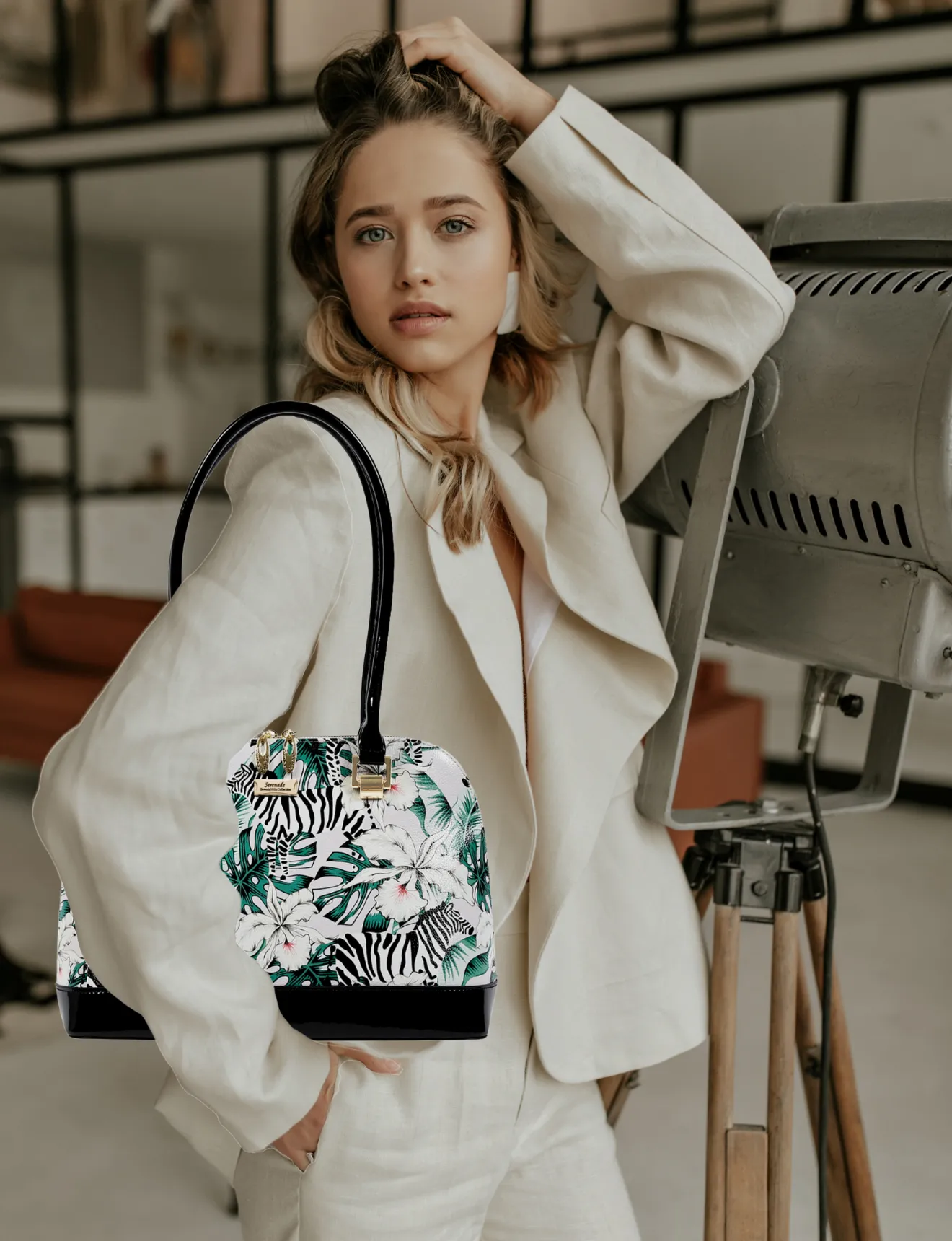 ZEBRA LARGE LEATHER BAG- SN45-0758